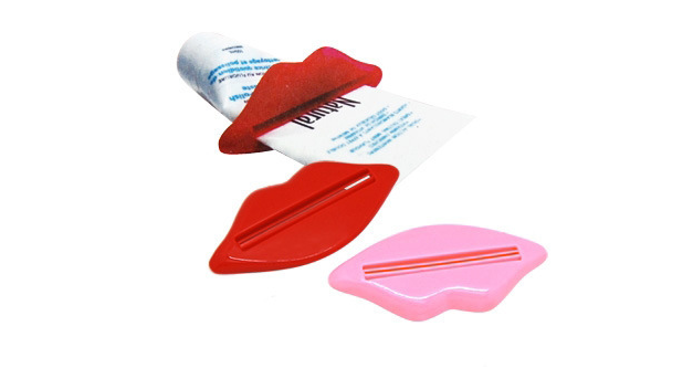 Korea Multi use extruder partner Multi lip toothpaste squeezing device Kiss the toothpaste squeezer: Default Title