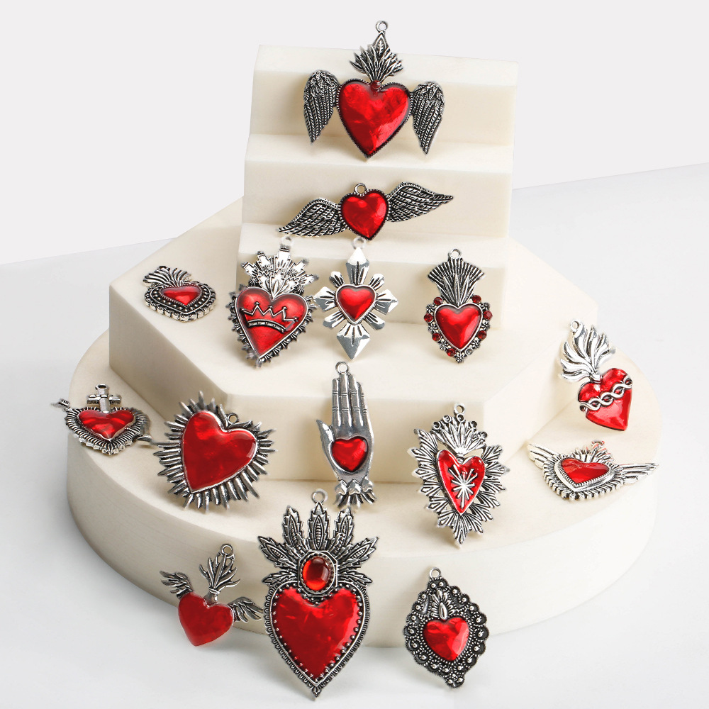 4pcs/Lot Gothic Burning Sacred Heart Charms Corazon Winged Catholic Pendants For Diy Necklace Earring Jewelry Making Supplies