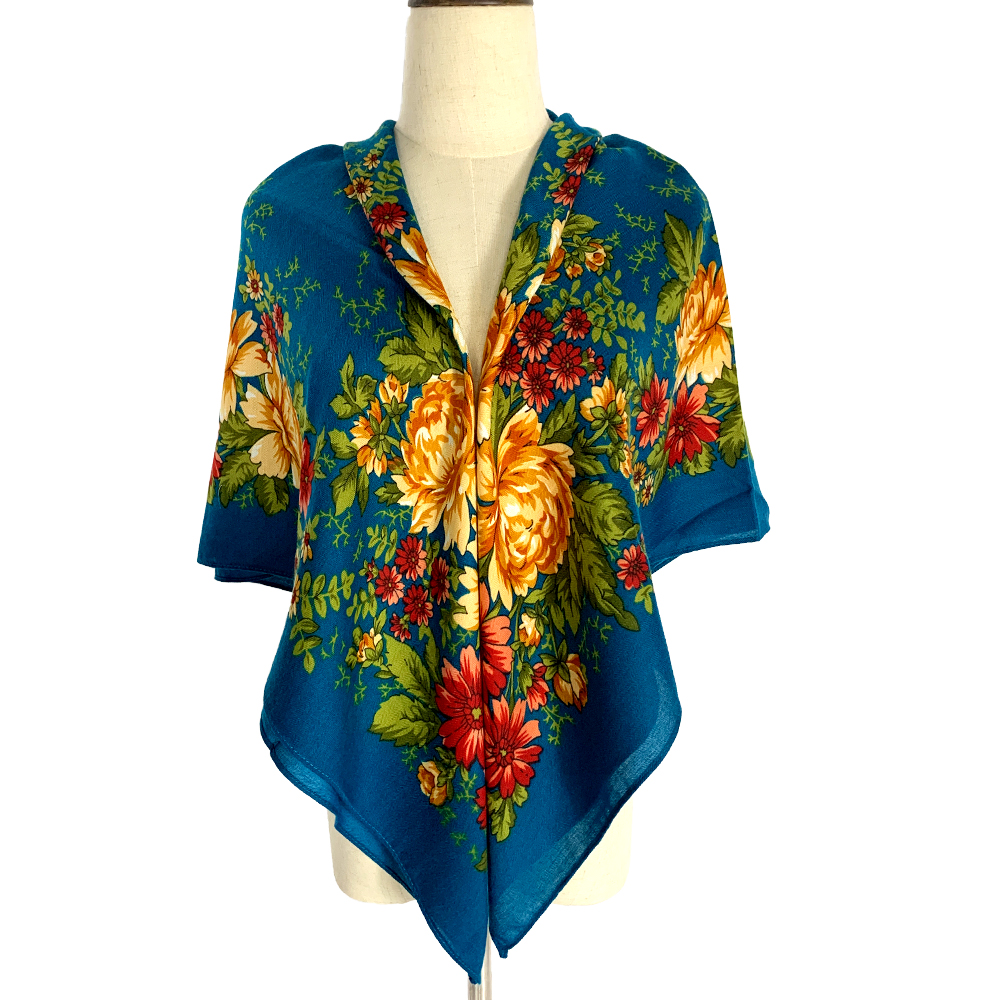 Foulard nazionale grande Bandana 2023 nuova viscosa stampa floreale scialli quadrati e impacchi per le donne sciarpa da viaggio Boho scialle russo