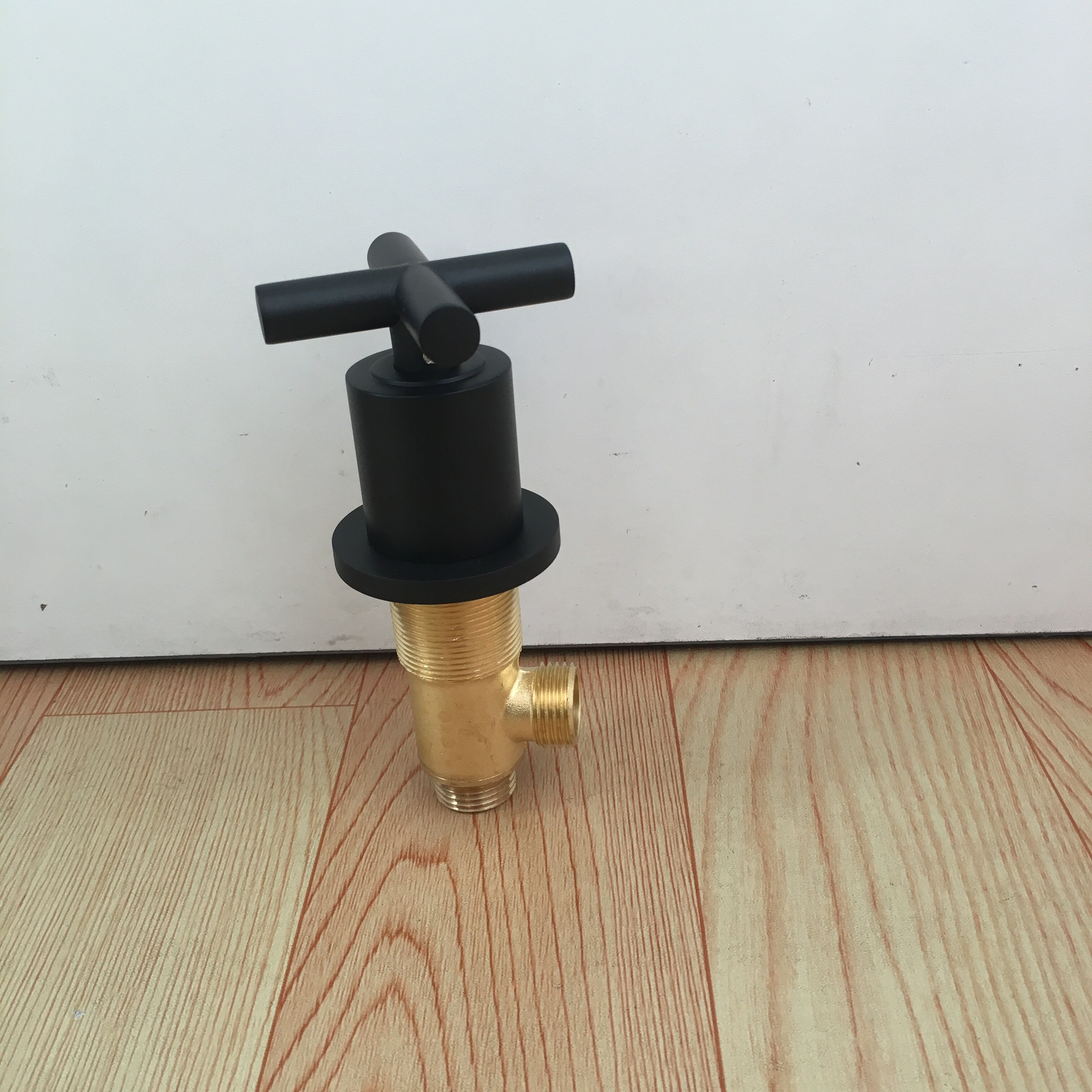 MTTUZK Solid Brass Mixing Valve Tap For Bathtub Faucet and Cold Mixer Matte Black Bathroom Faucet Accessories: cold valve