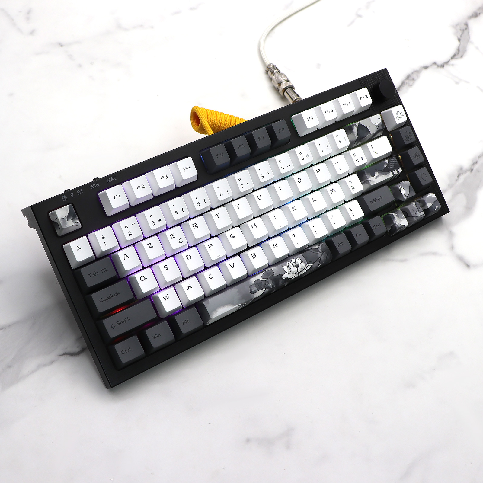 GMK-KEY Tinte Lotusblumen Tastenkappe Farbsublimation Tastenkappen für MX-Schalter dz60 RK61 Anne gk61 DZ60 GK64 68 980 108 ISO-Tastenkappe