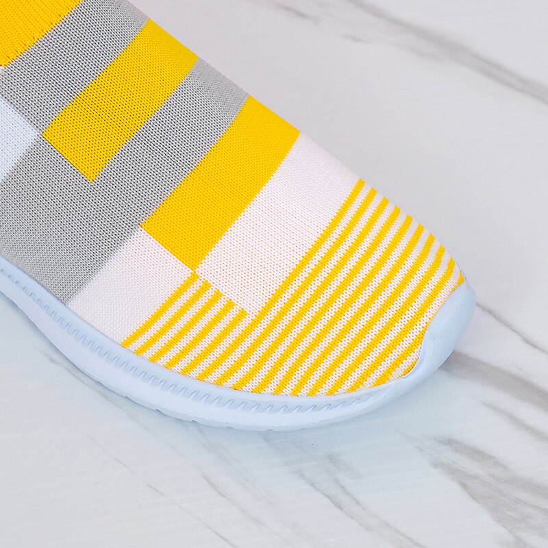 Chaussures de Tennis légères en maille pour femmes, baskets à enfiler, respirantes, antidérapantes,