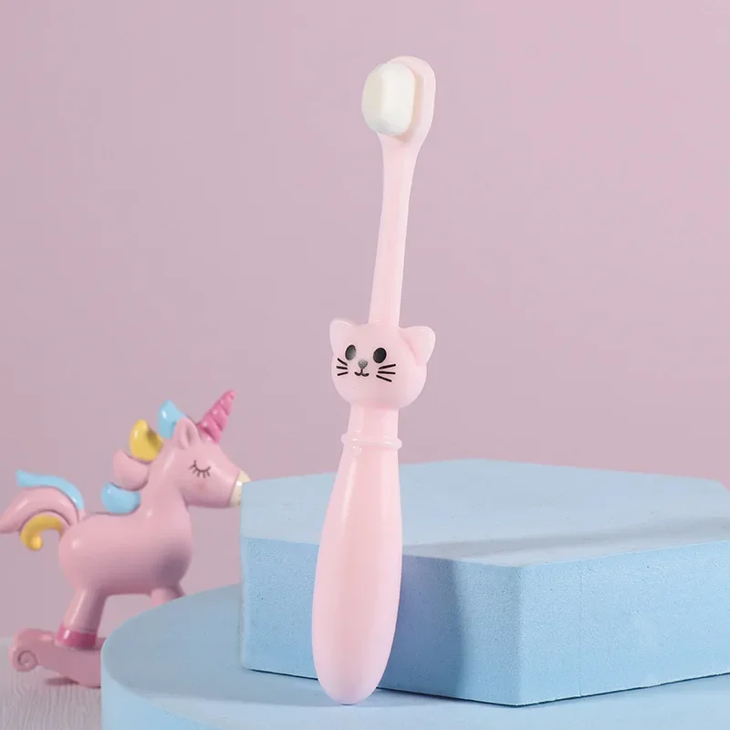 Bébé enfants brosses à dents Ultra doux brosse à dents enfants brosse à dents 360 brosse à dents fil à dents garçons filles soins des dents: Rouge