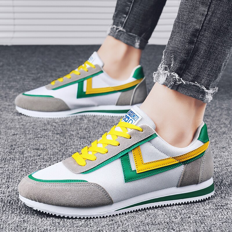 Breathable Mesh Sport Shoes Men Sneakers Ultra Light Golf Shoes Comfortable Athletics Golf Training Shoes Male Green White Shoe