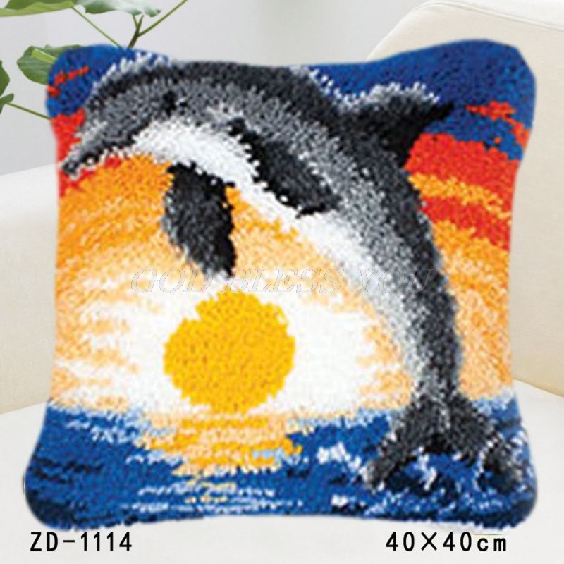 Animal Series Latch Hook Rug Kits Dogs 3D Segment Embroidery Pillow Wool Cross Stitch Carpet Embroidery DIY Latch Hook Pillow: 1114-Whale