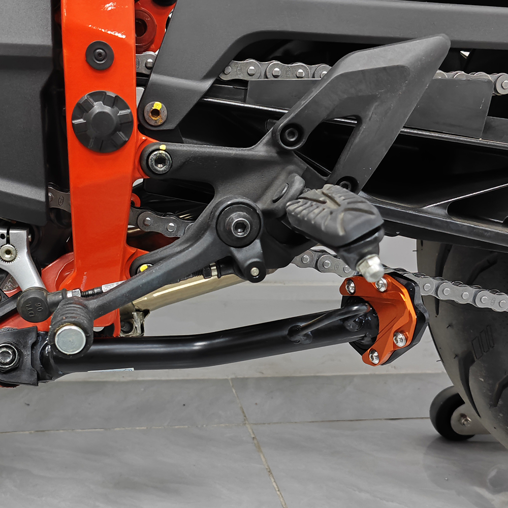 Soporte de pie, extensión de caballete lateral, placa de soporte ampliada para DUKE250 DUKE390 DUKE 390 250 2024