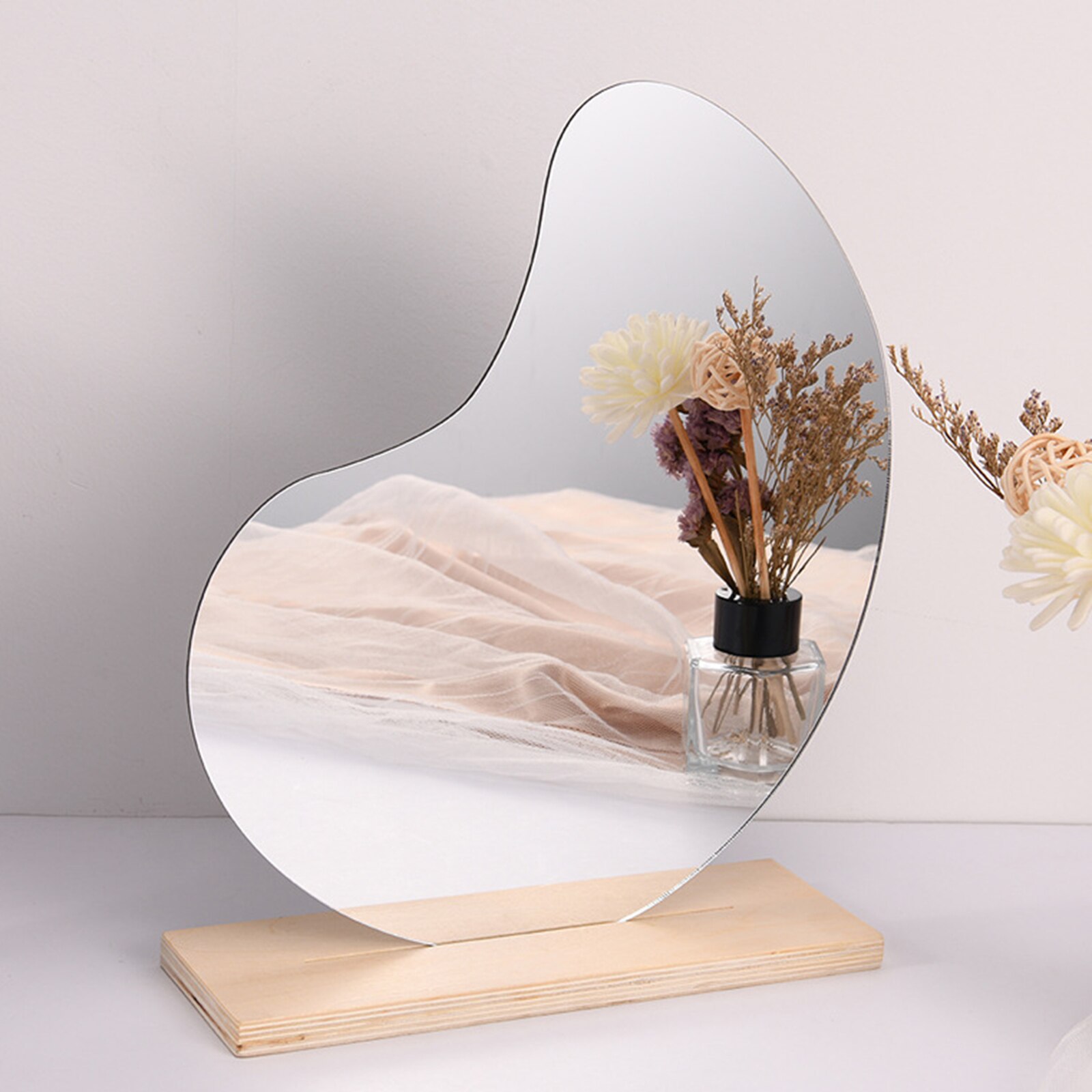 Clear Acrylic Wall-Mounted Mirror Retro Bathroom Wall Hanging Makeup Mirror Home Miniature Dressing Mirror: C