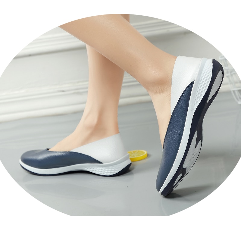EOFK dames mocassins en cuir confortables ballerines femmes casual Slip-on peu profonde grande taille chaussures à bout rond