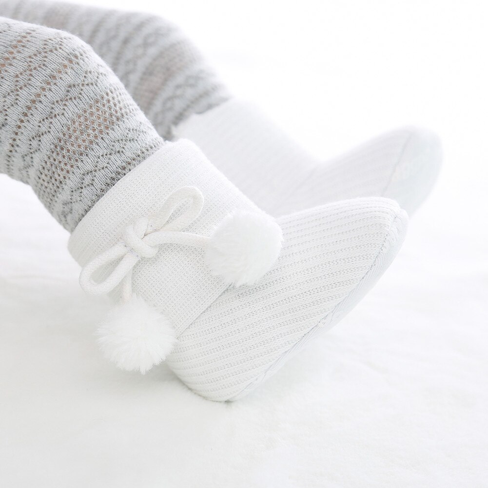Baby efterår vinterstøvler baby pige drenge vinter varme sko solid toddler fuzzy balls first walkers børne sko 0-18m: Brun / 7-12 måneder