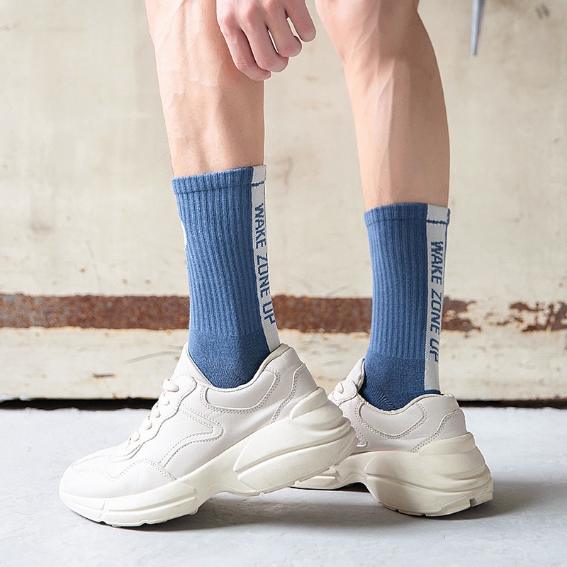 Hss Lente En Herfst Letters Kleur Bijpassende Casual Sokken Mode Ademende Mannen Sport Sokken