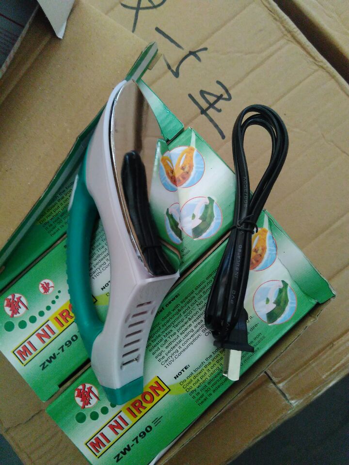 Handheld Mini Elektrostatische Stofdicht Ijzer Reizen Draagbare Strijkmachine