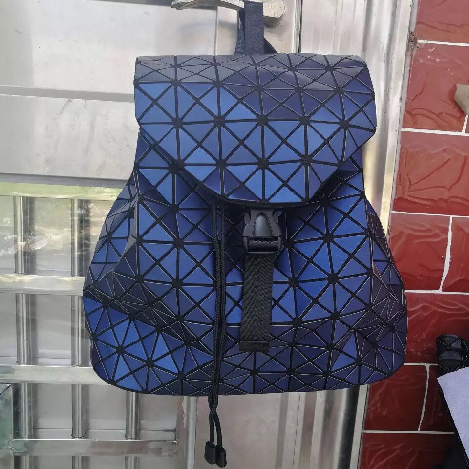 Geometric Luminous Women's Bag Holographic Reflective Flashing Color Backpack: Style E