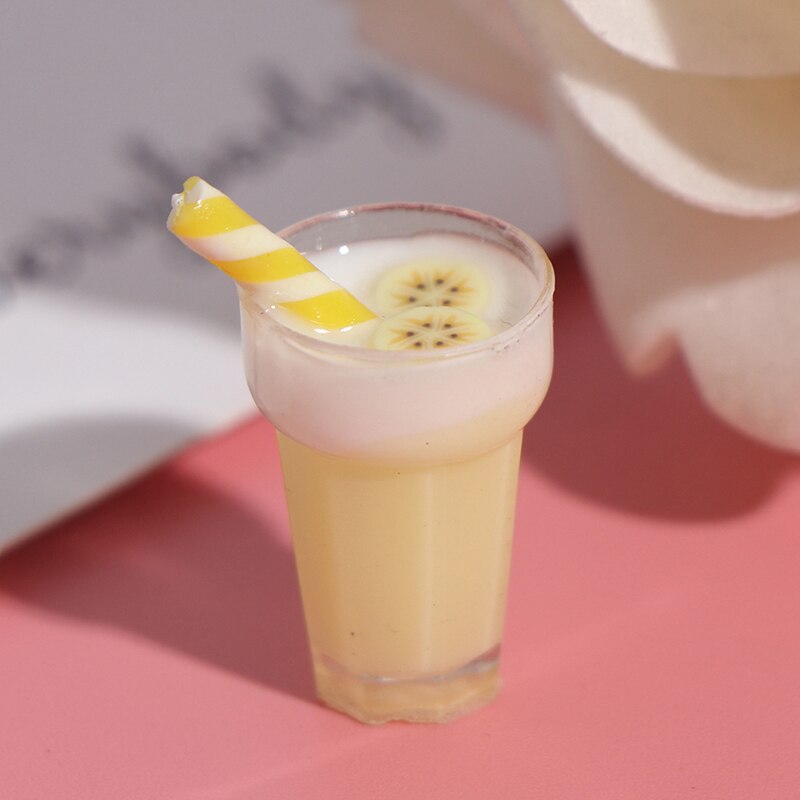 Carino mini Frullato di Ghiaccio Tazza di Panna Fragola Banana in Miniatura Casa Delle Bambole Accessori Cucina Giocattolo