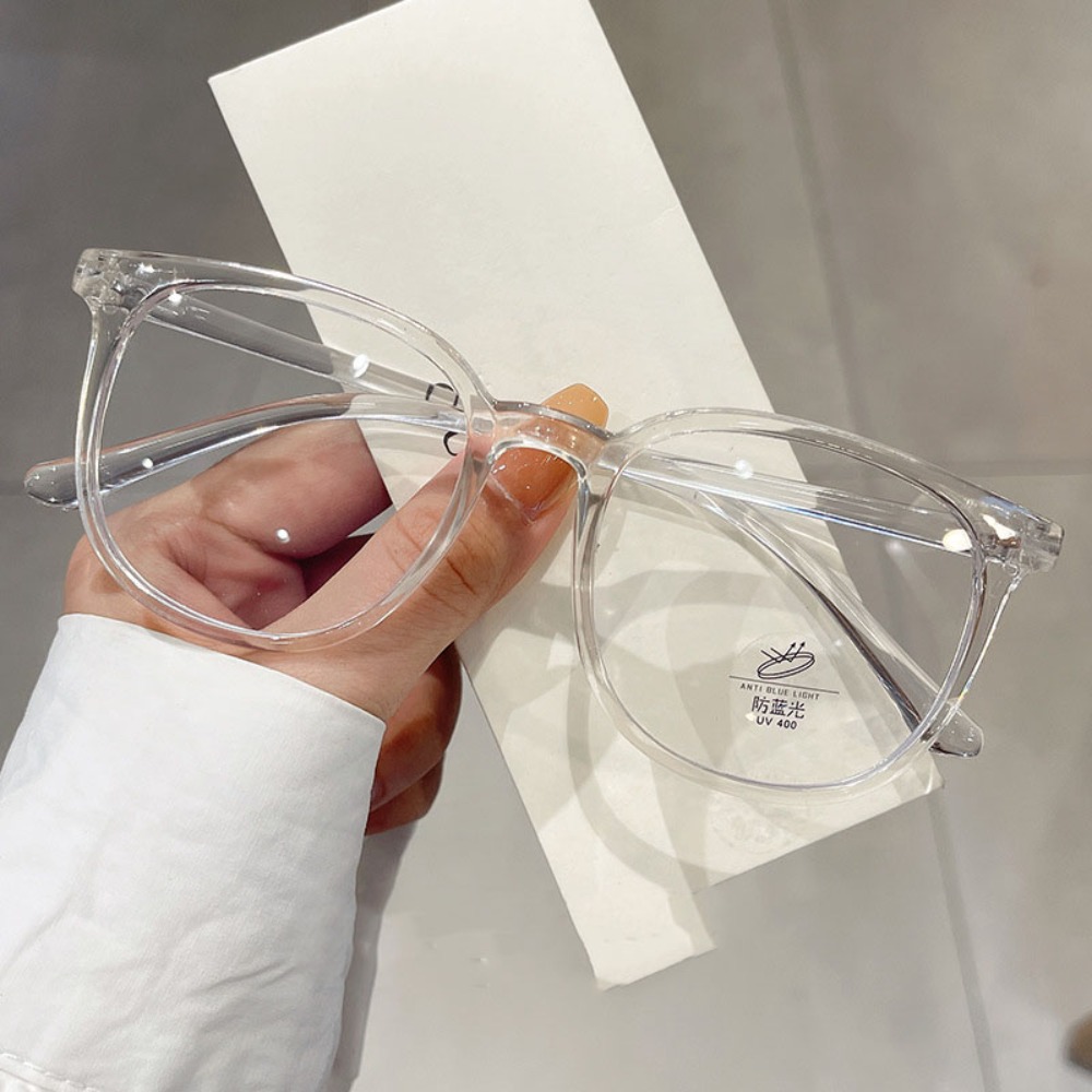 Läpinäkyvät sinisen valon estävät lasit kevyet säteilyltä suojaavat neliönmuotoiset likinäköiset silmälasit retrotyyliset silmäsuojaimet: Asia selvä
