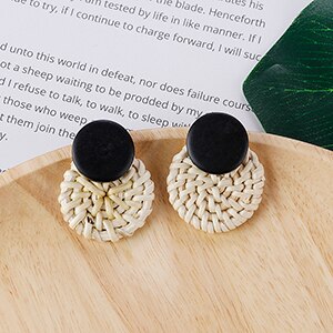 AENSOA Fashion Handmade rattanowe dzianiny spadek kolczyki unikalne 2021 lato wisiorek kolczyki geometryczne dla kobiet Party biżuteria prezent: 28