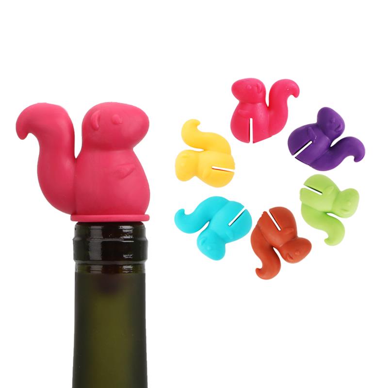 1 Pc Wijn Stop Lekkage-Proof Eekhoorn Flessenstop Met 6 Pcs Wine Glass Charm Bar Accessoires Gereedschap willekeurige Kleur