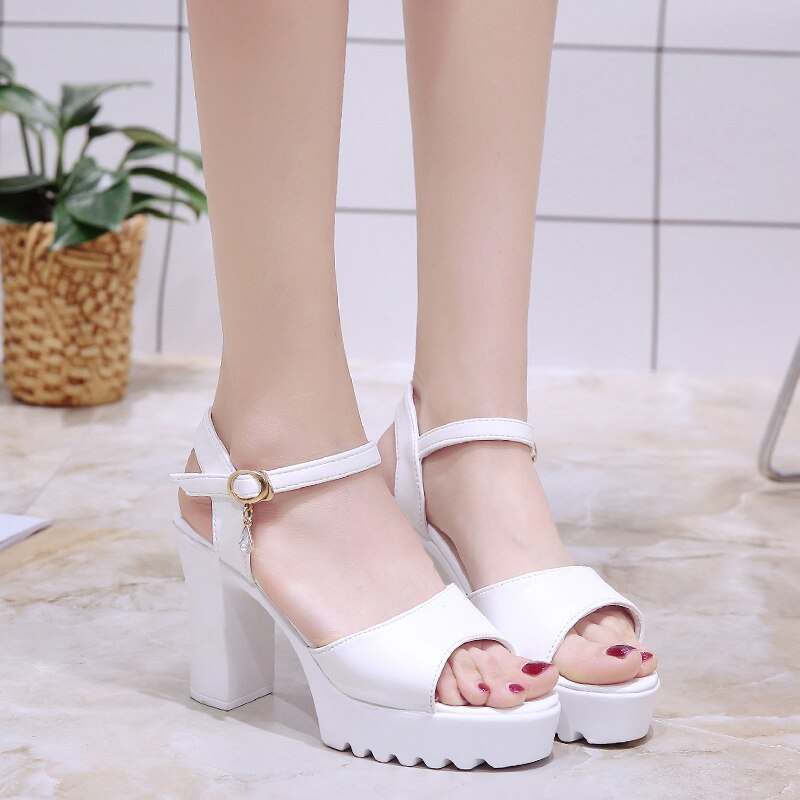 Vita kvinnor sandaler tjock klack plattform dam sandaler vattentät peep toe dam sandaler