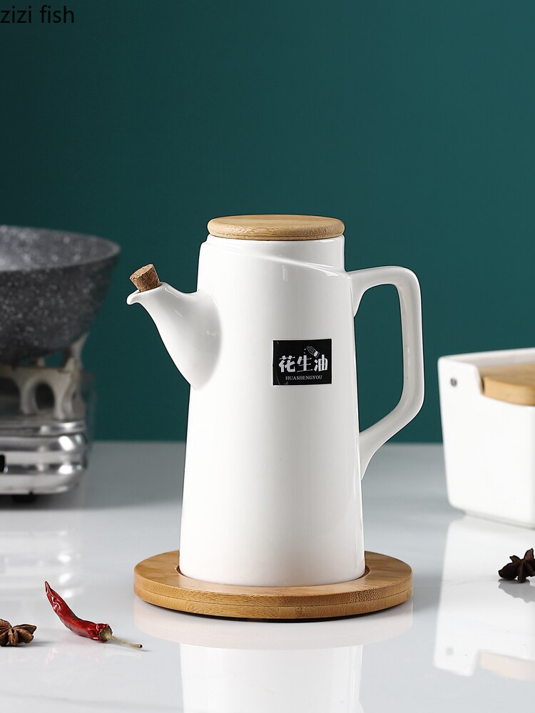 Aceitera de cerámica blanca de estilo europeo, botella de vinagre, utensilios de cocina de porcelana, jarra sellada Simple con tapa de madera, decoración del hogar