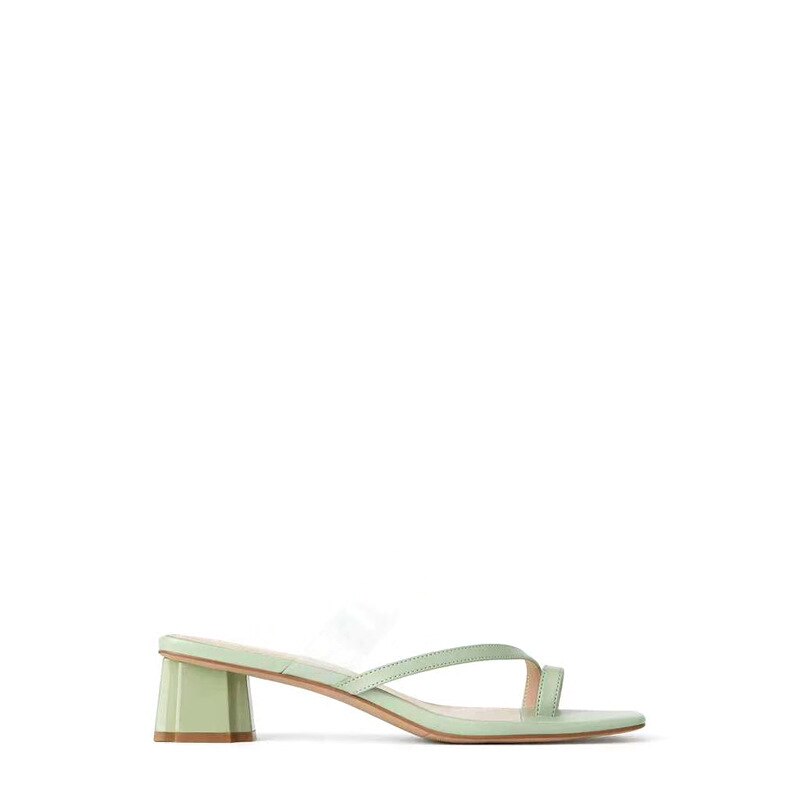Sommar dam sandaler kvadrat tå med klack dam skor med genomskinlighet pvc bälte flip flop kvinnliga sandaler