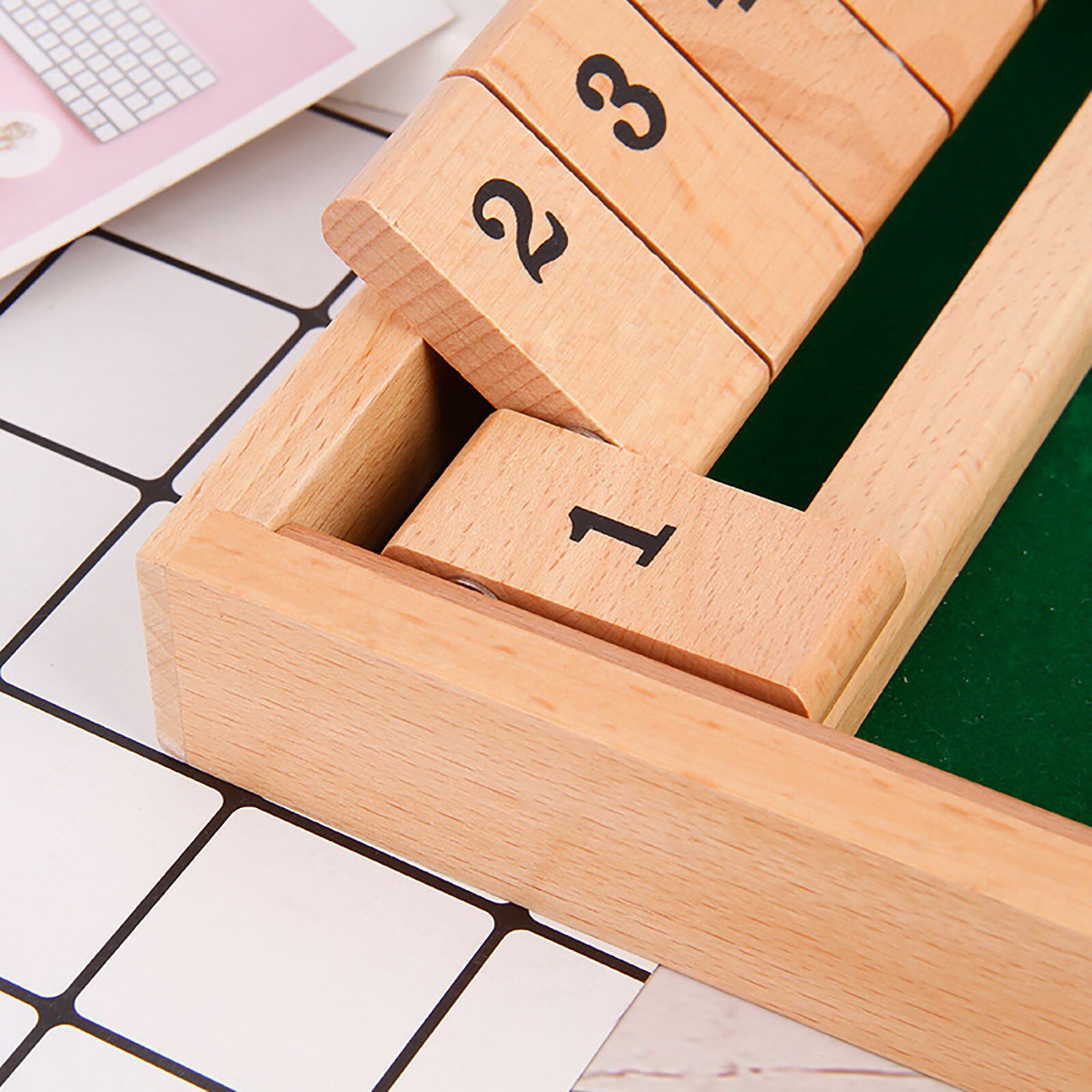 Jeu de dés traditionnel à quatre côtés en bois 10 chiffres Pub Bar pour fermer la boîte jouets éducatifs pour les jeux de fête pour enfants