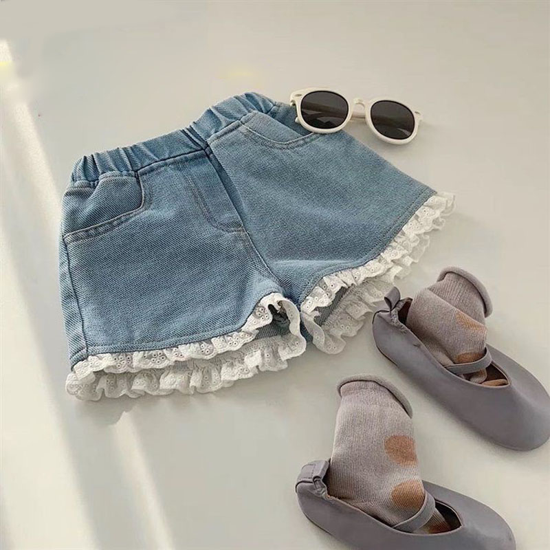 2022 estate nuovi bambini coreani carino dolce e confortevole pantaloncini di jeans morbidi pantaloncini di pizzo