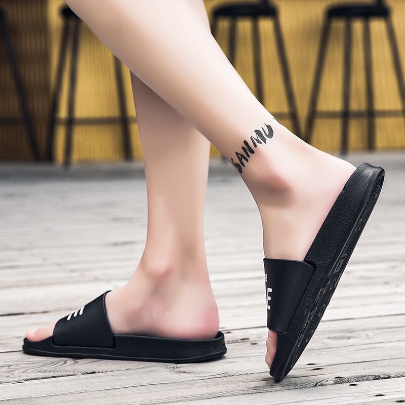 Zapatillas de verano para hombre, chanclas de baño para interiores, mocasines de masaje, zuecos para exteriores, sandalias de jardín y playa