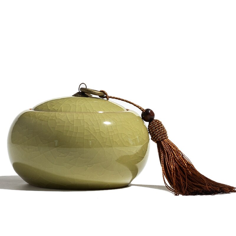 CHANSHOVA Traditional chinese style Ceramic Tea box Sealed moisture-proof Tea container China porcelain Tea storage tins C063: Small H