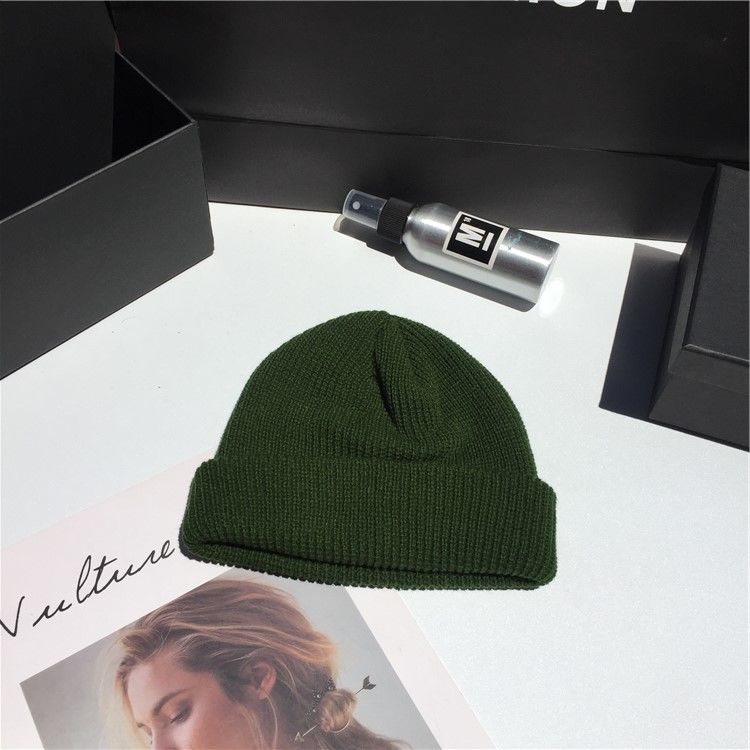 Heren dames winter herfst effen kleur warme wollen gebreide muts fluorescerende muts met omslag dames mutsen warmere muts casual muts: Legergroen