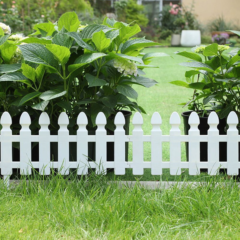 PVC Plastic Brown Fence Flower Bed Garden Guardrail Horticultural Christmas Decoration High Temperature Resistance Guard Rail: white