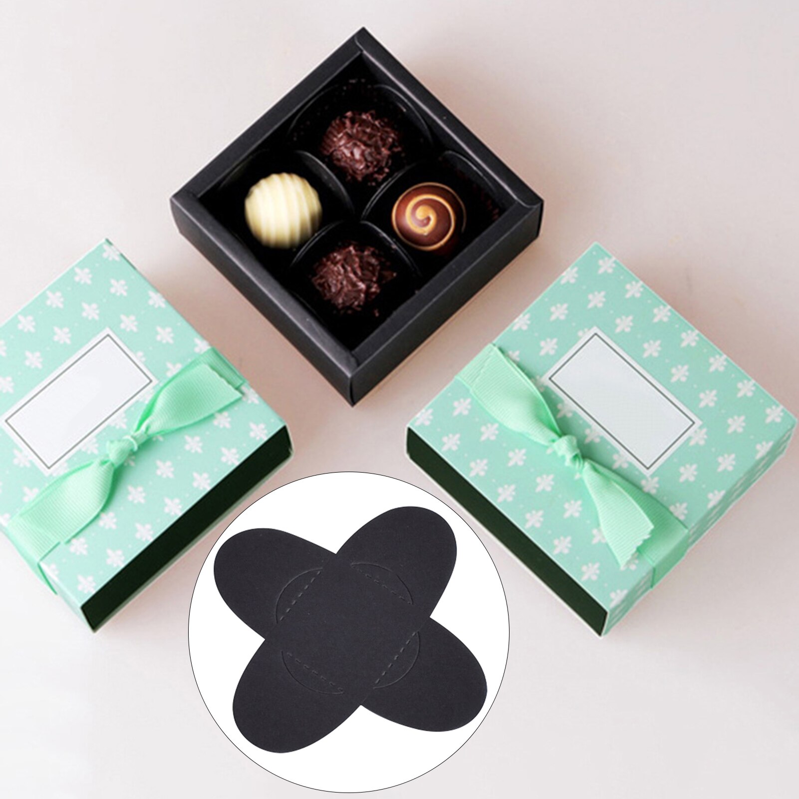 SALES！！ 50Pcs Wedding Flower Chocolate Holder Hollow Table Centerpieces Paper Container