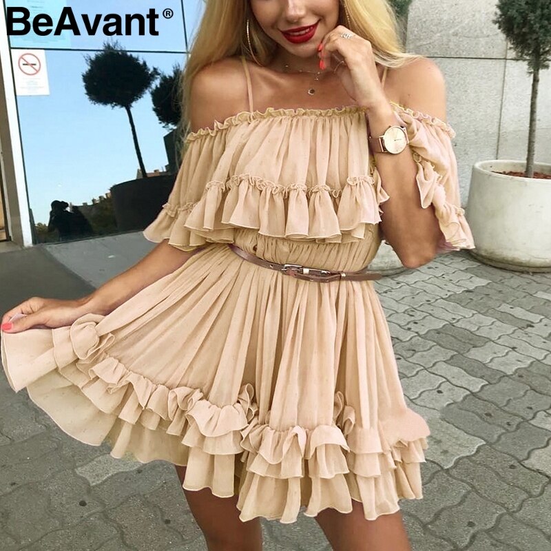 Beavant off shoulder rem chiffon sommerkjoler kvinder flæser plisseret kort kjole pink løs strand minikjole: Nøgen / M