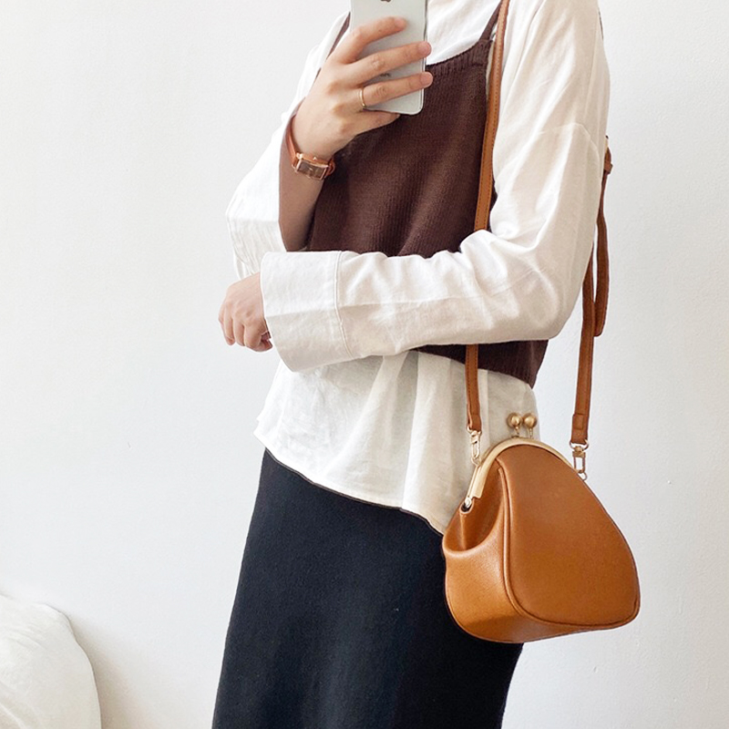 Winter Women Handbags Brand Clip Bag Ladies Mini Evening Clutch Bag Casual Women Shoulder Crossbody Bags Whole: Brown