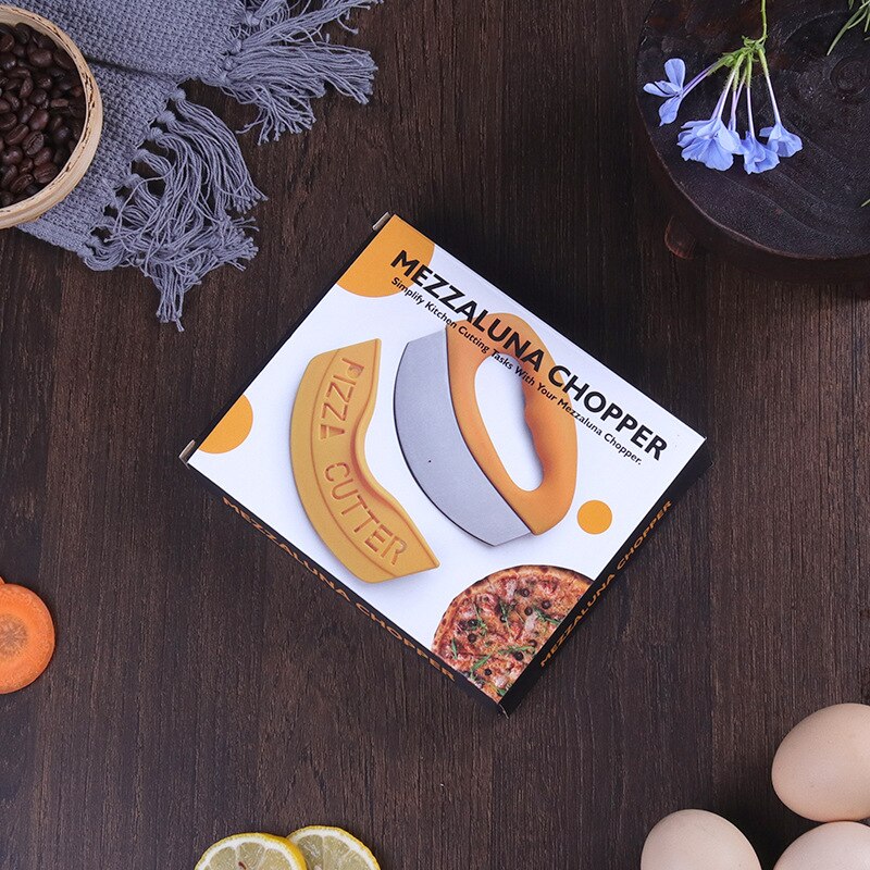 Pizza Cutter With Protective Cover Shaker Semi-circle Shaker Multi-purpose Food Chopper Knife Kit Cooking Baking Tools