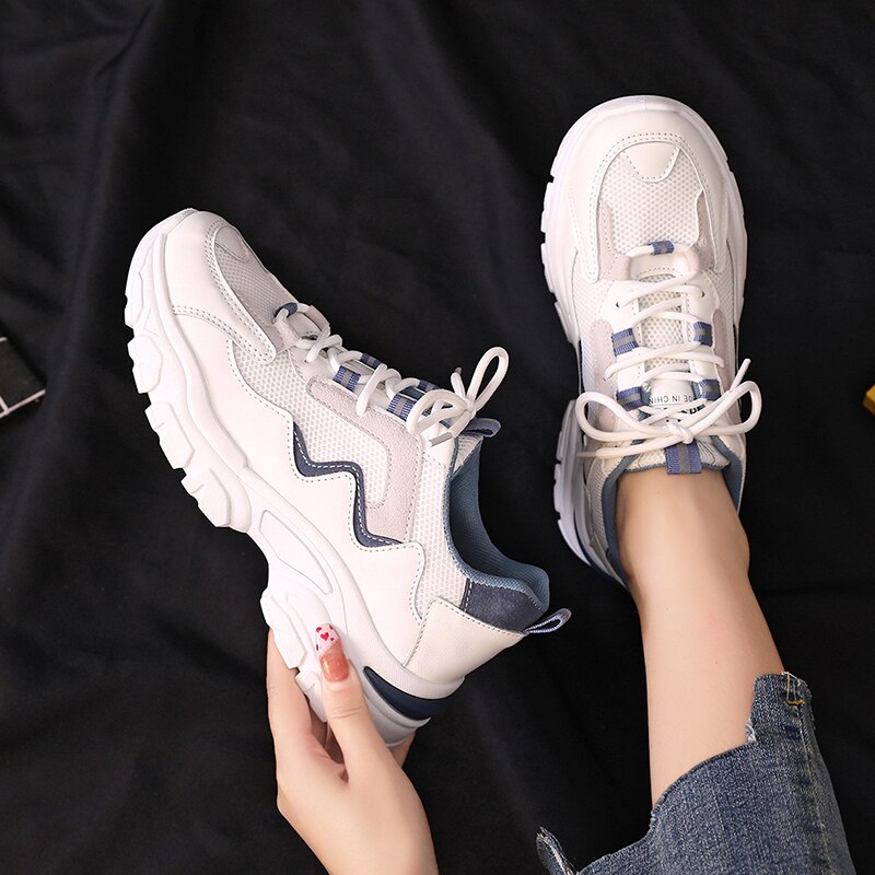 Zapatillas de deporte transpirables de suela gruesa para mujer, zapatos de papá blancos, zapatillas de plataforma coreanas de primavera, tenis para mujer