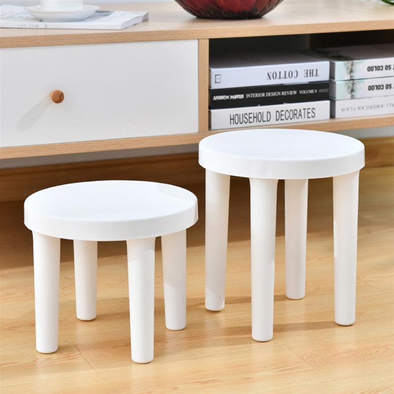 1PC Plastic Small Low Stool Bathroom Anti-slip Round Stool (White)