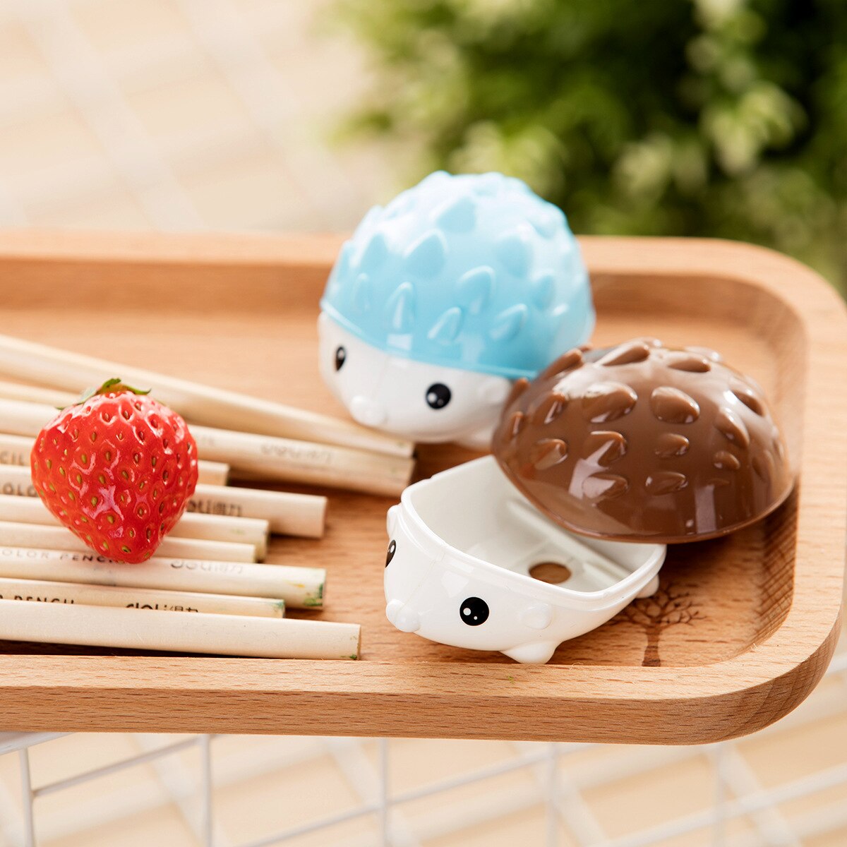 Cute mini hedgehog boy pencil sharpener 0564 student cartoon double hole pencil charpener cute stationery items