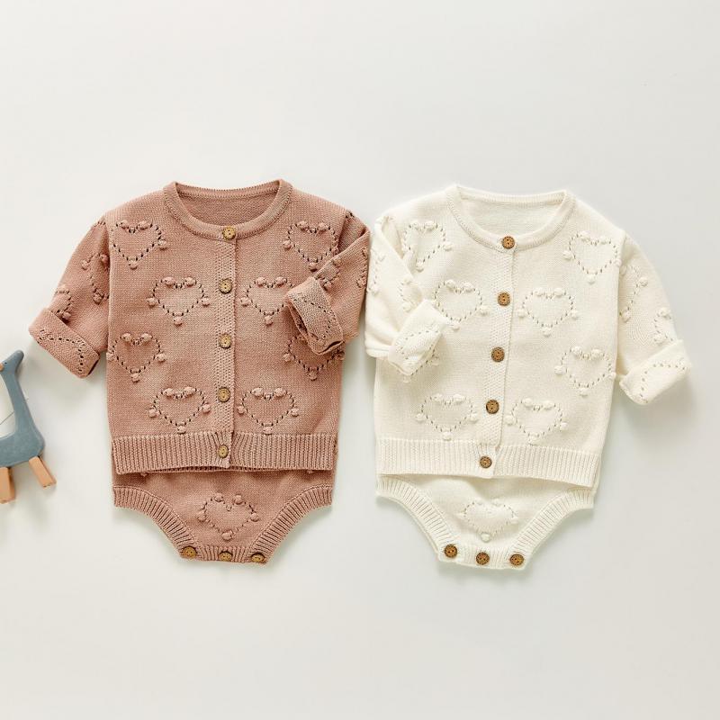 herbst Neue Baby Mädchen Pompom Pullover Nette Herz Overalls Für Kleinkinder Jungen Stricken Strickjacke Mantel Kleinkind Baumwolle Gestrickte Jacke