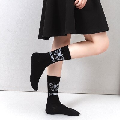 Black Butterfly Socks Women Streetwear Harajuku Crew Women Socks Hip-Hop Skateboard Socks For Women Men