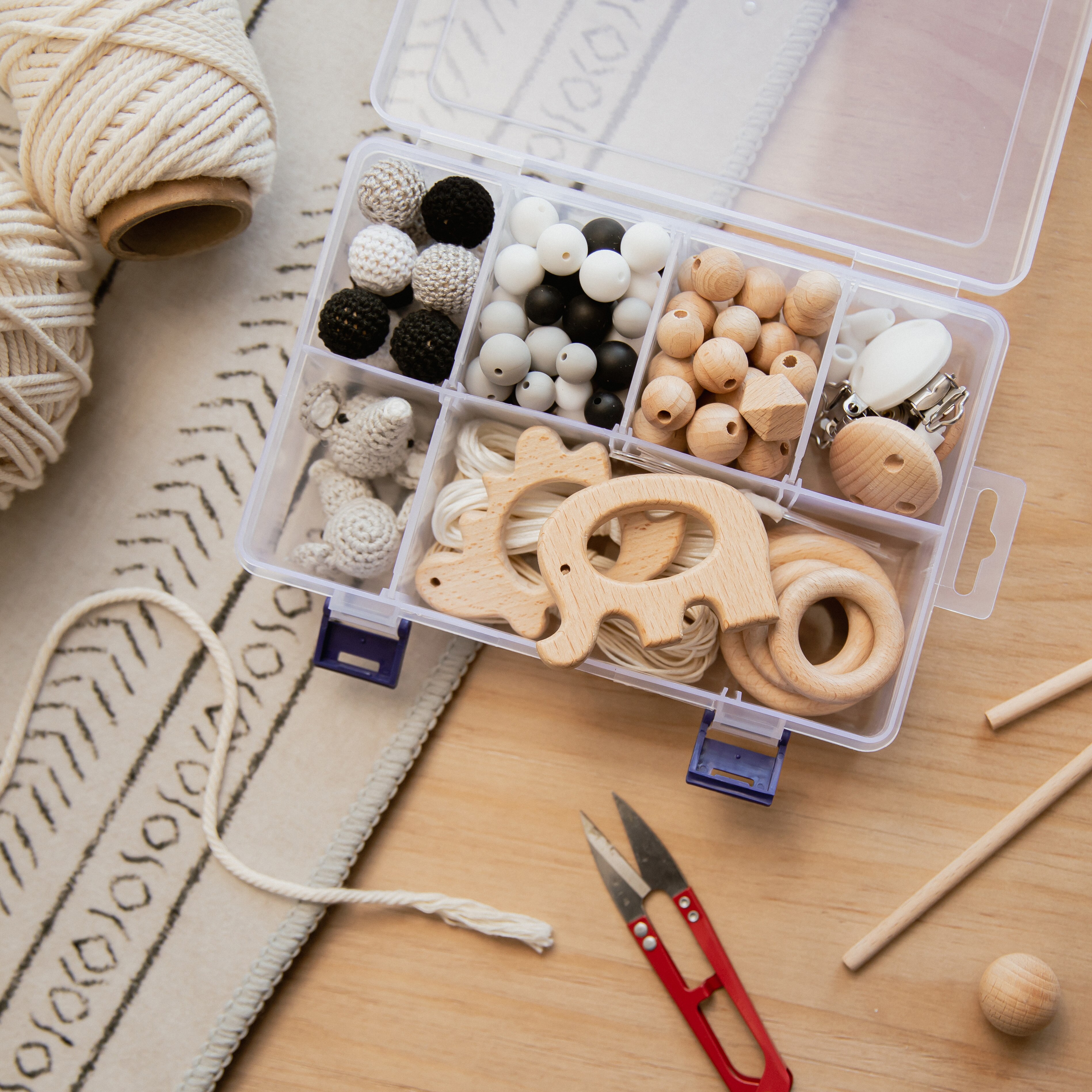 Crochet Animal Silicone Bead Set for Baby Rattle Accessories DIY Jewelry Set Crochet Beads Handmade Baby Toys Kit