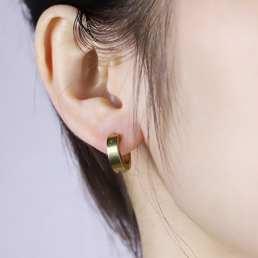 1 par de pendientes antialérgicos de acero de titanio, pendientes Punk Rock, joyería de para hombres y mujeres, pendientes redondos de círculo pequeño