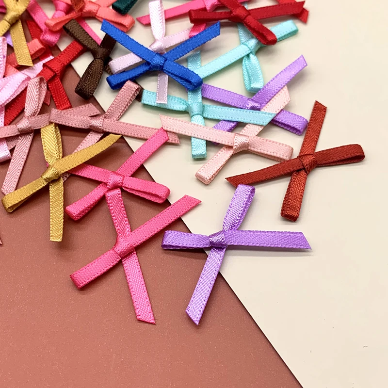 100 Uds Mini cinta de raso flores lazos lazos artesanía Scrapbooking adorno proyectos de bricolaje pajaritas decoración pinzas para el cabello lazos para el cabello de mascotas
