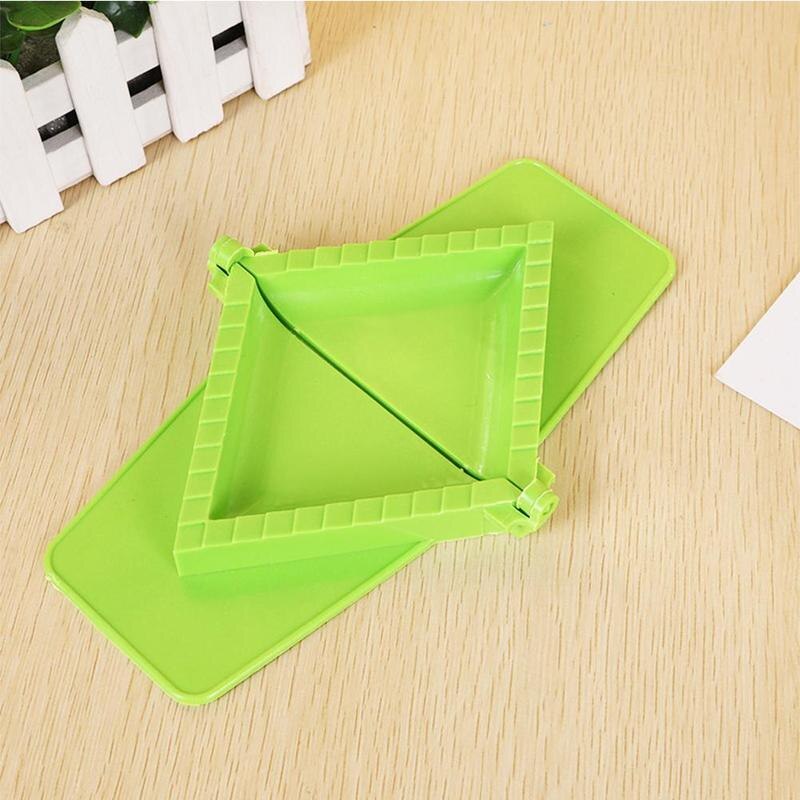 Square Kitchen Household Plastic Dumpling Making Manual Mould Dumpling Kneading M2O2