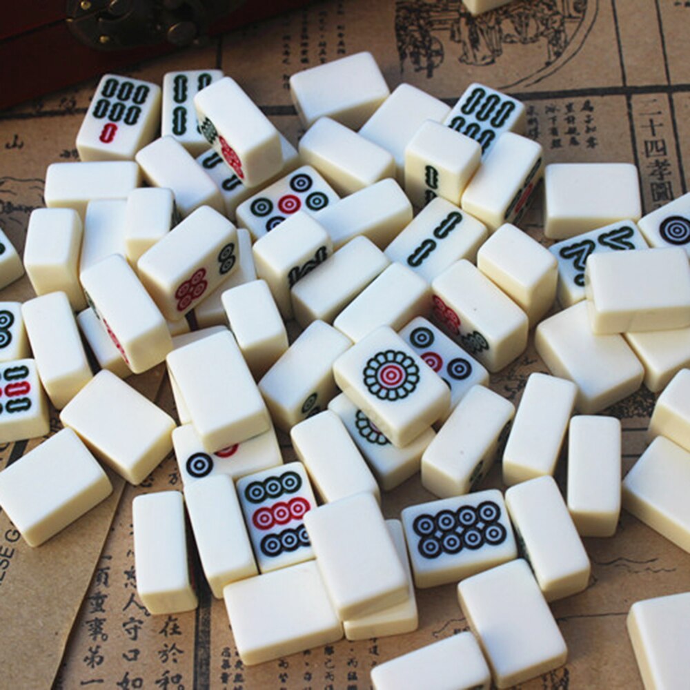 Mini Mahjong Set with Wooden Storage Case Portable Mah Jong Game Set For Travel Family Leisure Time Travelling Board Game Indoor