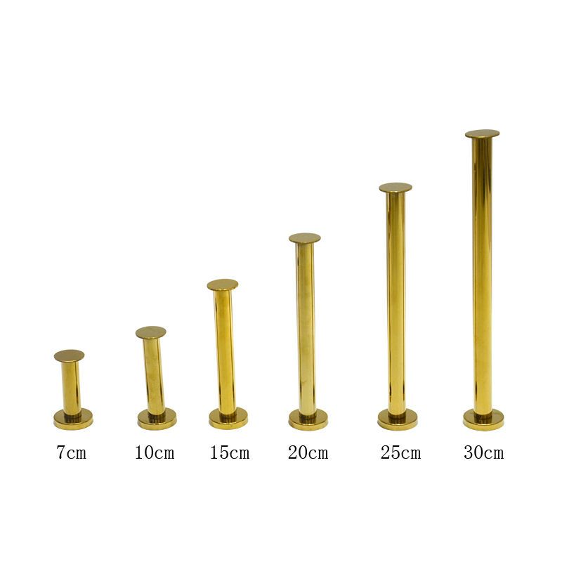 Gouden metalen haken plank muur hangende hangers winkels tonen meubilair decor kleding jas jurk pak ondergoed display rek