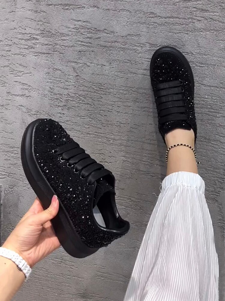Damesko platform krystal rund tå modis afslappet kvindelige sneakers efterår træsko rhinestone lille efterår snøre solid