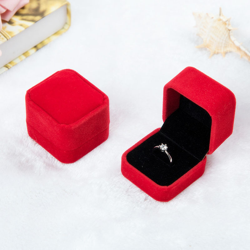 Velvet Jewelry Box For Earrings Necklace Set Display Square Packaging Box Jewellery Organizer Girls Box: red 2