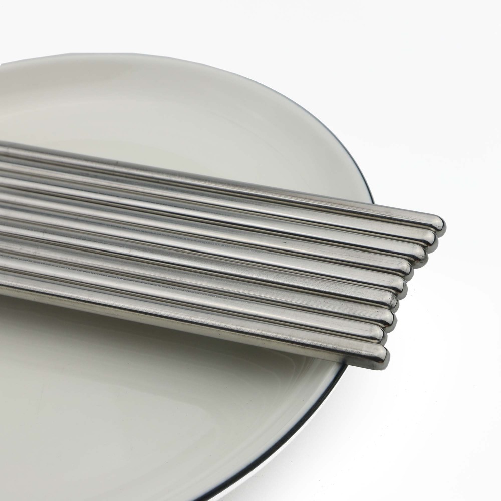 Uniturcky 5 Pairs Stainless Steel Chopsticks Set Chinese Sliver Dinnerware Tableware Non-Slip Hashi Sushi Sticks Chop Sticks