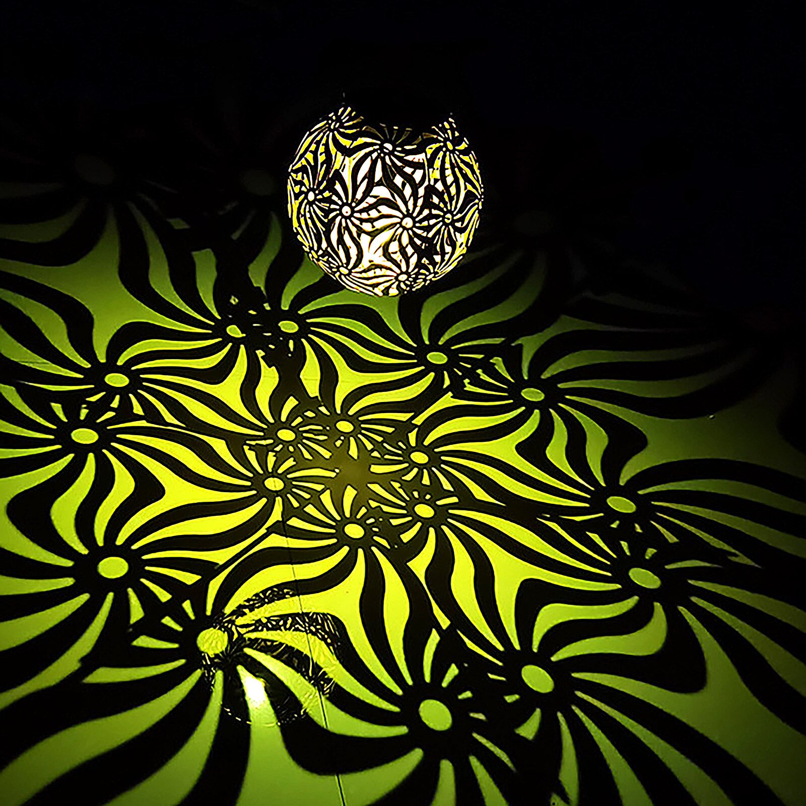 LED Outdoor Solar Light Waterproof Landscape Patio Lights Park Balcony Villa Garden Home Decoration Hanging Lamps