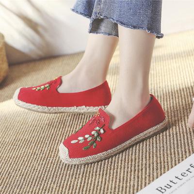 Canvas Women Flat Shoes Woman Ballet Flats Embroidered Old Peking Cloth Shoes Comfortable Casual Loafers Slip On Linen Footwear: Red / 36
