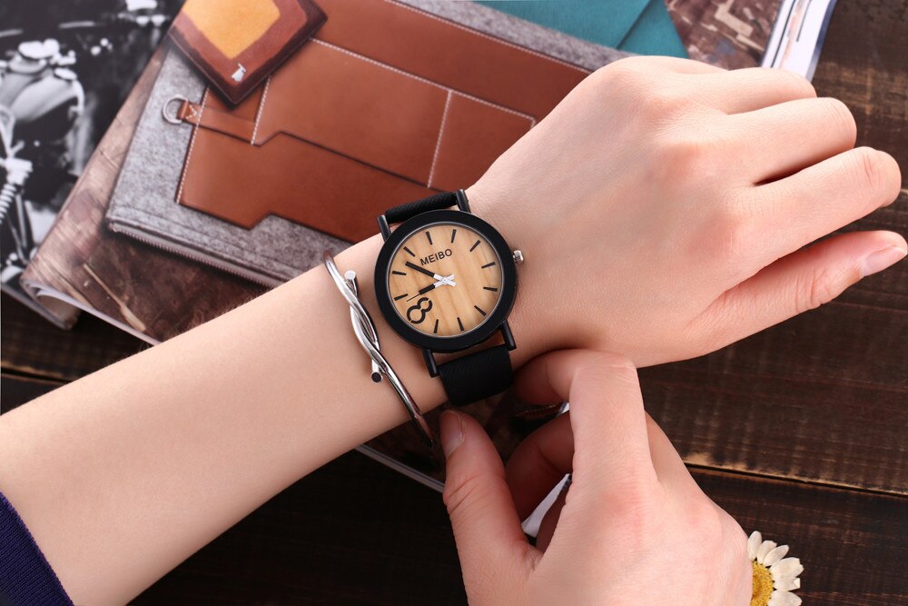 Otoky Vrouwen Horloge Casual Lederen Modeling Houten Quartz Herenhorloge Toevallige Houten Kleur Lederen Horloge Mode Elegante Luxe